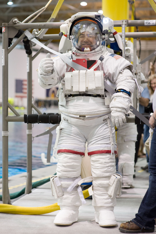 Green Thumb in Space: Astronaut to Grow Zero-G Cucumbers